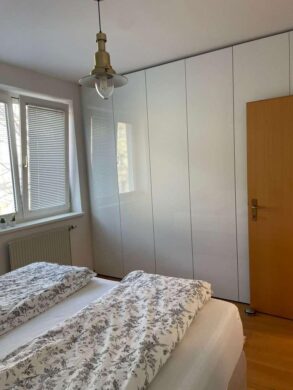 Bieterverfahren – Neunkirchen – Schöne Wohnung mit Balkon und Tiefgaragenplatz - 4