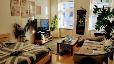 Wien/Ottakring – Schöne Altbauwohnung in zentraler Lage mit Lift, 1160 Wien, Etagenwohnung